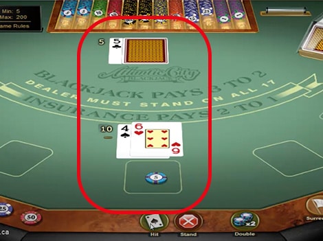 2. プレイヤーとディーラーへ2枚ずつのカードが配布される 2. プレイヤーとディーラーへ2枚ずつのカードが配布される